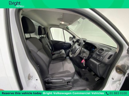2021 Nissan NV300 NV300 LWB 120BHP €14,950 + VAT €14,950 thumbnail
