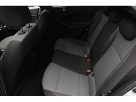 2019 Hyundai i20 1.2 ACTIVE DELUXE 5DR HATCHBACK  //  ONLY 43,869 KM //  STUNNING CAR FINISHED IN SILVER // BUY WITH CONFIDENCE AA AND SIMI APPROVED DEALER 2026 // FINANCE ARRANGED // ALL TRADE €14,950 thumbnail