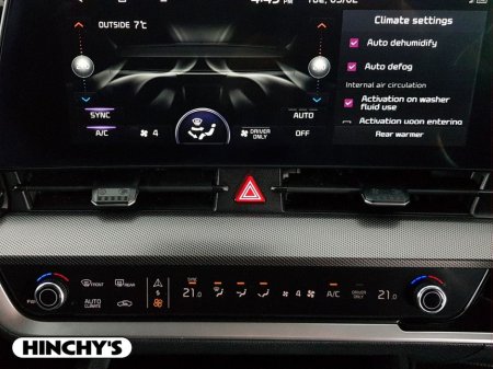 2025 Kia Sportage Plug-in Hybrid €45,900 thumbnail