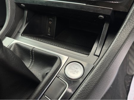 2017 Volkswagen Golf GTD 2.0 MANUAL *FULL SERVICE HISTORY* €18,995 thumbnail