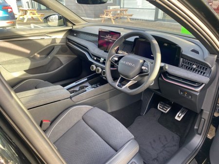 2026 Skoda Superb - thumbnail 6