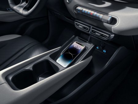 2025 BYD Dolphin Surf - thumbnail 27