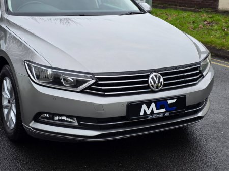 2016 Volkswagen Passat 1.6 TDI 120HP Comfortline €13,450 thumbnail