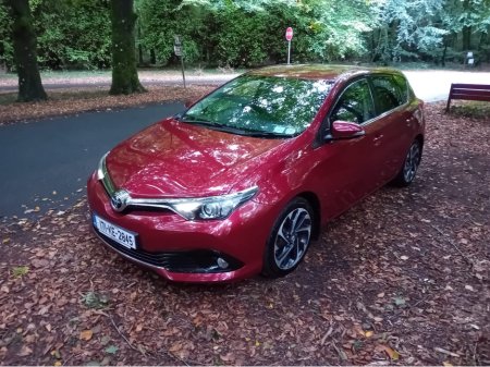 2017 Toyota Auris 1.4 D-4D SOL 5DR 1 OWNER  @ REDDY2DRIVE LTD