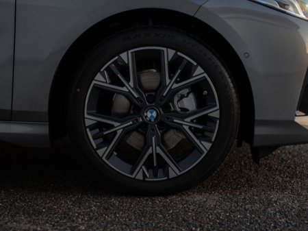 2026 BMW 2 Series - thumbnail 6