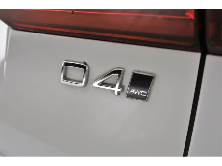 2018 Volvo XC60 - thumbnail 21