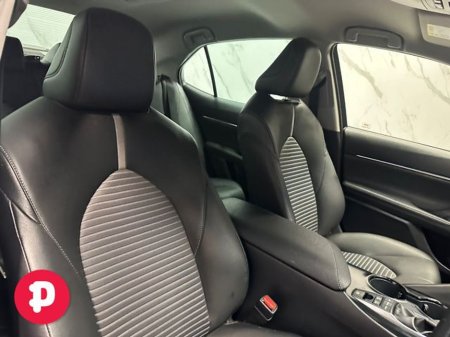 2020 Toyota Camry - thumbnail 15