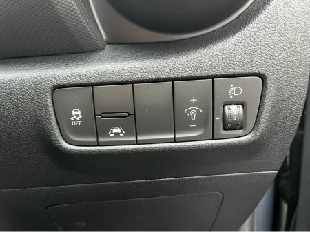 2018 Hyundai Kona 1.0 KAUAI EXECUTIVE 120 BHP €12,950 thumbnail