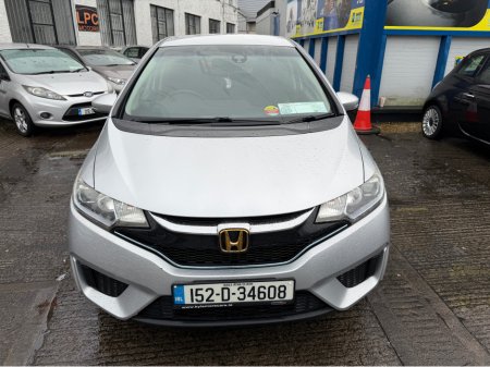 2015 Honda Fit DAA-GP6 5DR AUTO €7,990 thumbnail
