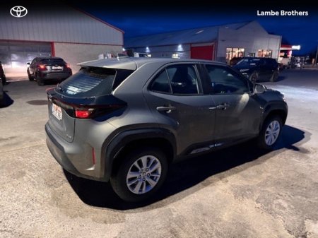 2025 Toyota Yaris Cross - thumbnail 5