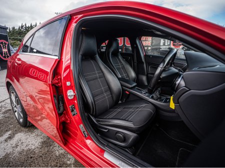 2015 Mercedes-Benz A Class - thumbnail 25