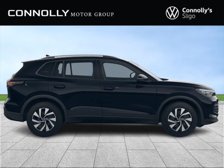 2026 Volkswagen Tiguan - view 3