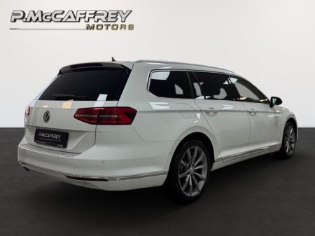 2019 Volkswagen Passat - thumbnail 5