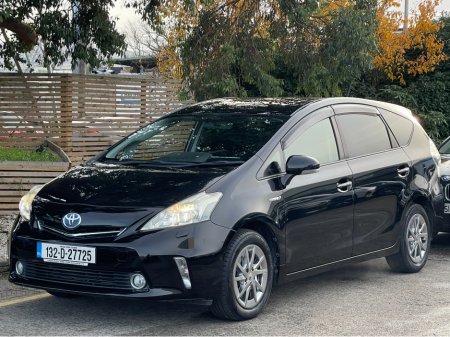 2013 Toyota Prius Alpha CX 7 SEATER HYBRID