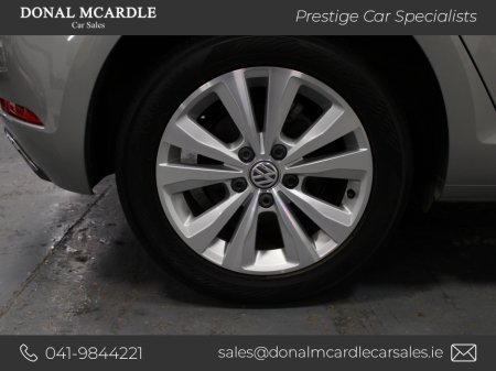 2017 Volkswagen Golf 1.2 Comfort line €16,450 thumbnail