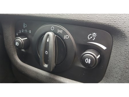 2015 Ford Fiesta - thumbnail 20