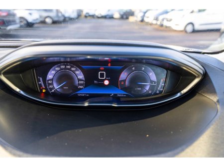 2020 Peugeot 5008 1.5 BlueHDi 130bhp Allure thumbnail