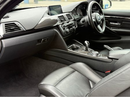 2015 BMW M4 - thumbnail 24