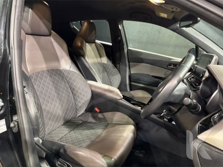 2020 Toyota C-HR - thumbnail 14