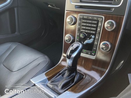 2018 Volvo V60 D2 SE Geartronic 120Hp €16,950 thumbnail