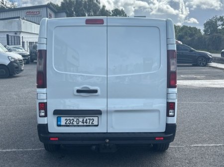 2023 Renault Trafic RED VAN FWD 130 3T1 E6 ex vat price displayed €21,550 thumbnail