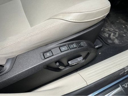 2015 Volvo V40 - thumbnail 12