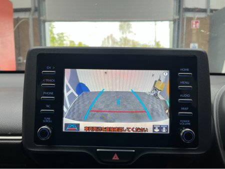 2021 Toyota Yaris - thumbnail 16