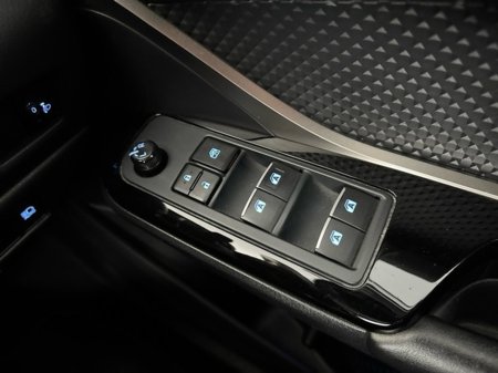 2019 Toyota C-HR - thumbnail 15