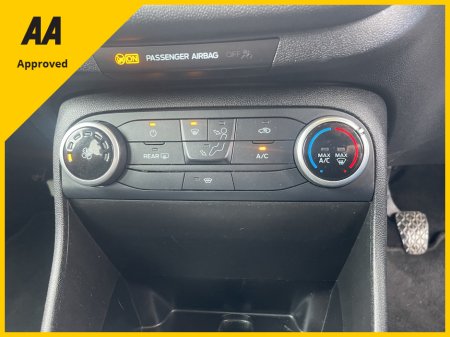 2019 Ford Fiesta - thumbnail 4