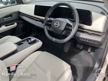 2025 Nissan Ariya - thumbnail 10