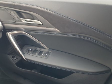 2026 BMW iX2 - thumbnail 23