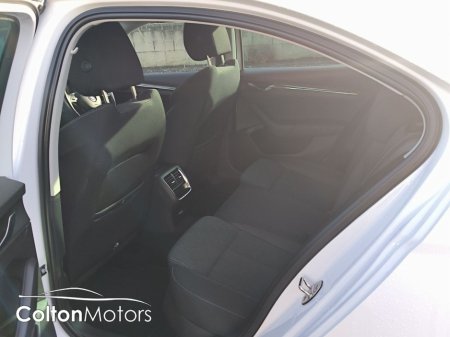 2022 Skoda Octavia - thumbnail 13