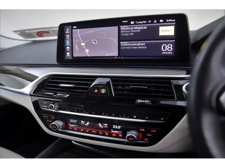 2020 BMW 5 Series 530E SE PLUG-IN HYBRID *BEIGE LEATHER*HEAD-UP DISPLAY*360PAN CAM* €36,890 thumbnail