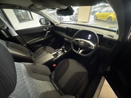 2025 MG HS - thumbnail 12