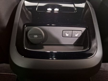 2024 Volvo V60 - thumbnail 18