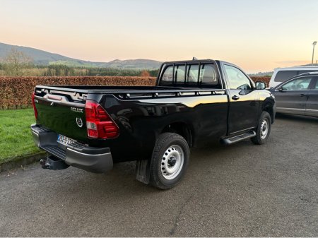 2025 Toyota Hilux 2.8 Single Cab ACTIVE 4x4 Pick Up thumbnail