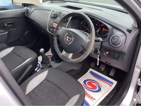 2015 Dacia Sandero - thumbnail 10