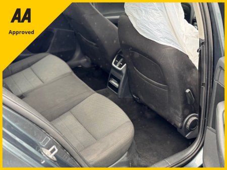 2015 Skoda Octavia - view 3