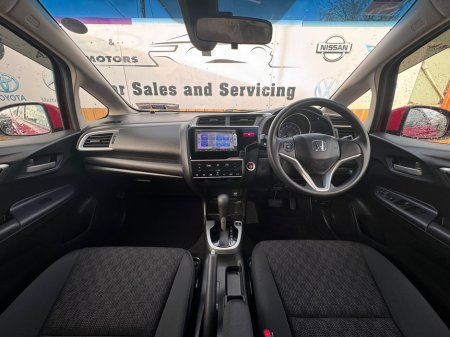 2014 Honda Fit DBA-GK3 5DR AUTO €7,800 thumbnail