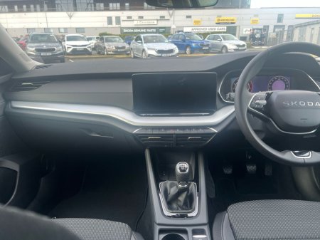 2026 Skoda Octavia Selection 2.0TDI 115HP €36,995 thumbnail