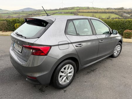 2023 Skoda Fabia 1.0 MPI 65HP AMBITION €17,450 thumbnail