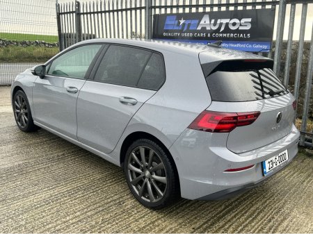 2023 Volkswagen Golf 2.0 Diesel 150 HP Automatic €32,995