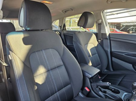 2017 Hyundai Tucson 1.7 CRDI, COMFORT MODEL, LOW MILEAGE, FINANCE, NATIONWIDE WARRANTY, 5 STAR REVIEWS €14,995 thumbnail