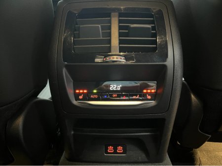 2021 BMW X3 2021 BMW X3 XDRIVE 30E M-SPORT EDITION JOY 2.0 AUTOMATIC / CRUISE CONTROL / 360° PARKING CAMERA / ELECTRIC MEMORY & HEATED SEATS / APPLE CARPLAY / PADDLE SHIFTERS / HEATED REAR SEATS thumbnail