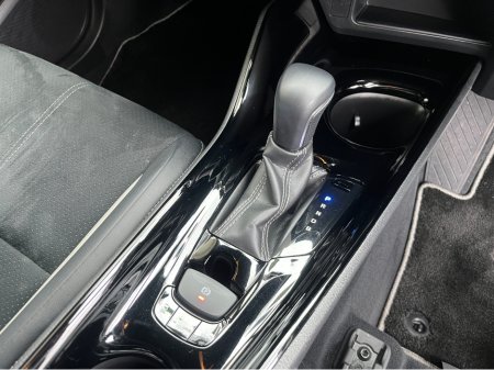 2023 Toyota C-HR GR SPORT AUTOMATIC HYBRID 1.8 PETROL //KEYLESS ENTRY//REVERSE CAMERA//ADAPTIVE CRUISE CONTROL// €29,950 thumbnail