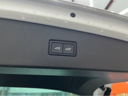 2018 Volkswagen Tiguan - thumbnail 7