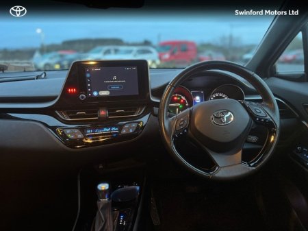 2023 Toyota C-HR C-HR 2.0 HYBRID GR SPORT thumbnail