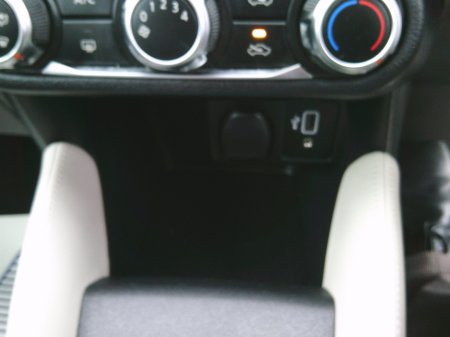 2019 Nissan Micra - thumbnail 17