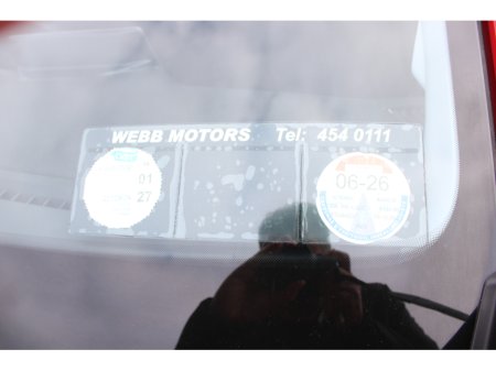 2022 Peugeot 2008 - thumbnail 7