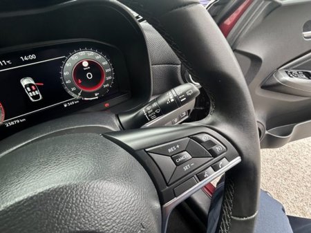 2025 Nissan Juke - thumbnail 23